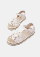 Load image into Gallery viewer, Mayoral Girl White Crochet Espadrilles (43554)
