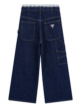 Load image into Gallery viewer, Guess Girls Jeans
