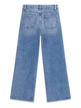 Load image into Gallery viewer, Guess Girls Jeans
