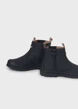 Load image into Gallery viewer, Boys Chelsea Black Boots (526)
