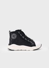 Load image into Gallery viewer, Mayoral Girls Black Thick Soled Sport Shoe (44/576)
