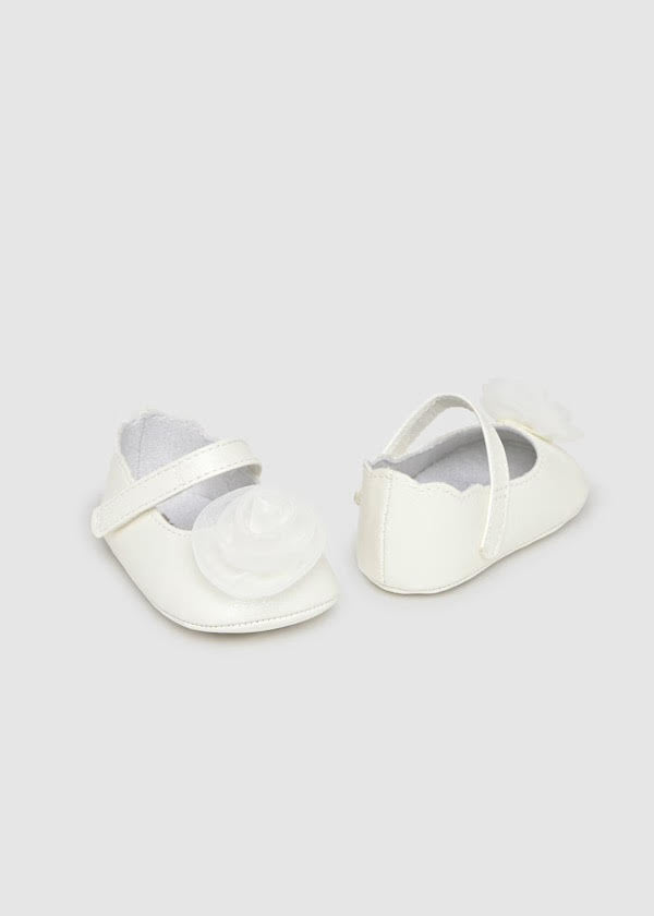 Mayoral Newborn Ecrou Flower Mary Janes (9960) (81)
