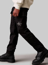 Load image into Gallery viewer, Calvin Klein Boys Black Cargo
