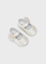 Load image into Gallery viewer, Mayoral Baby Girl Soft Shoes (9570) (20)
